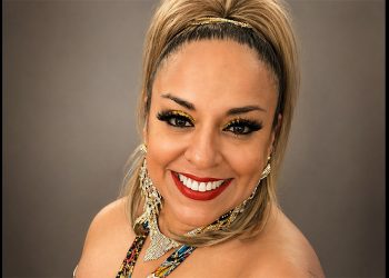 Liz La Voz De Oro empodera a las madres solteras con su inspirador nuevo sencillo «Rompo Mi Silencio»