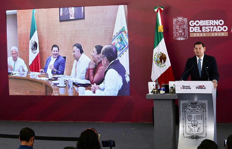 Apoyo y colaboración entre la SEP Puebla y sindicatos del sector educativo