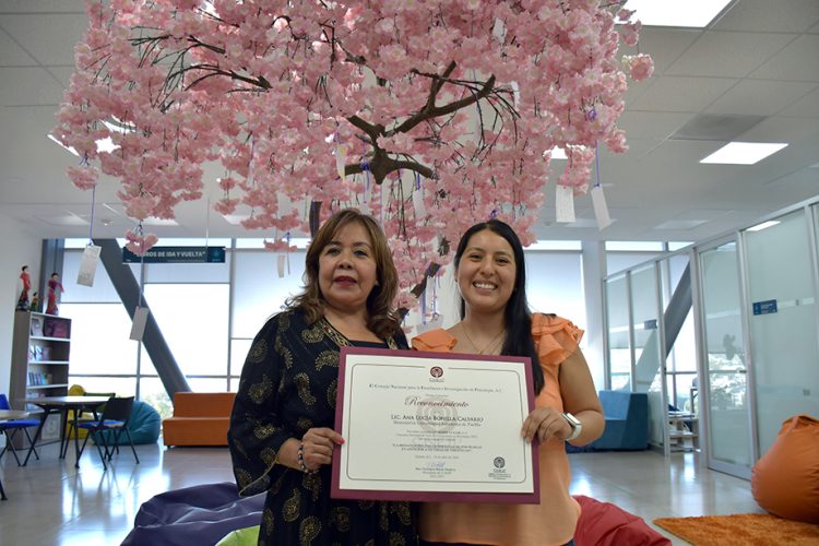 Gana egresada de Psicología de la BUAP premio nacional a la mejor tesis