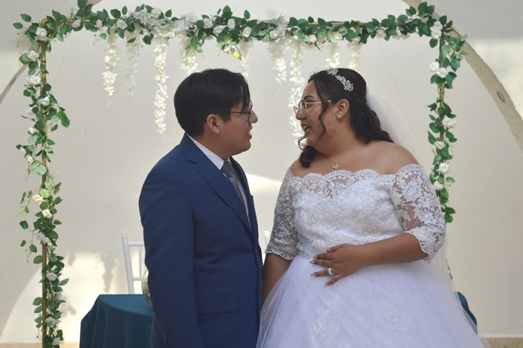 Boda civil de la hermosa pareja formada por Alonso Manuel y Alejandra
