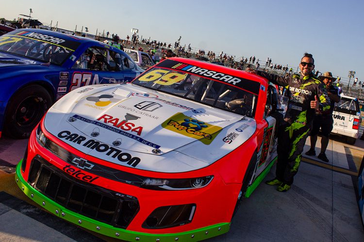 Asciende Germán Quiroga al octavo puesto en NASCAR México Series 20206