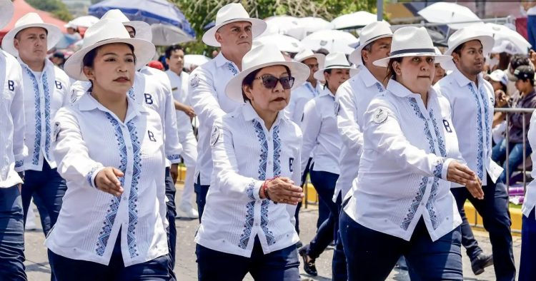 Participa la BUAP en el desfile conmemorativo por el 164 Aniversario de la Batalla del 5 de Mayo
