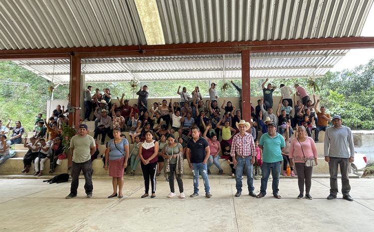 ‘Servidor de la nación’ de Totutla boicotea elección de comité de obra del INPI 