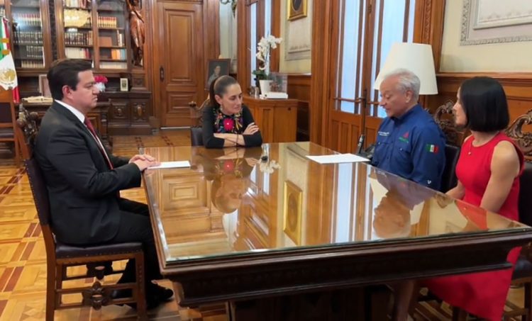 Anuncia Claudia Sheinbaum cambio en la dirección general de PEMEX