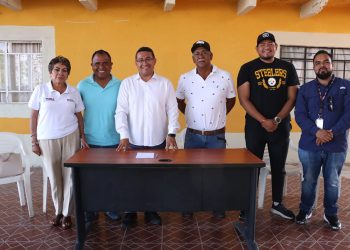 En recorrido por la Mixteca, el diputado Pável Gaspar destacó el compromiso con el desarrollo social y la niñez