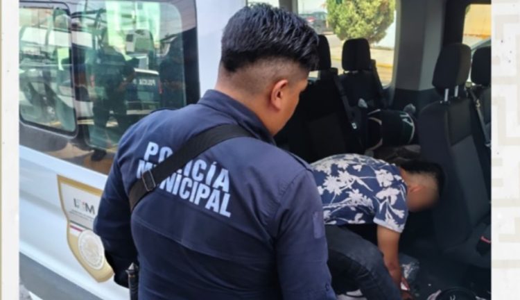 Policías municipales de San Pedro Cholula detienen a presunto prestamista “gota a gota” de origen extranjero