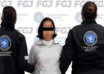 Policía de investigación detiene a mujer y hombre acusados de feminicidio en Apizaco: FGJE