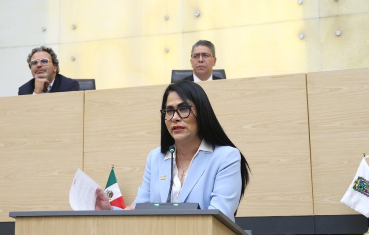 Promueve Fedrha Suriano iniciativa para ampliar la licencia de paternidad a 12 semanas con goce de sueldo