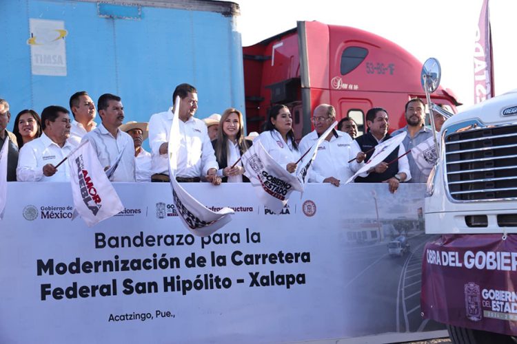 Armenta Mier encabeza banderazo de inicio a modernización de carretera federal San Hipólito-Xalapa