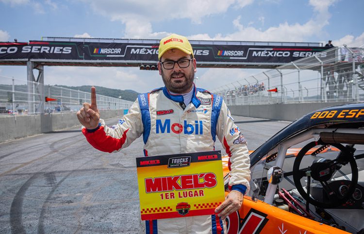 Roberto «Bob» Espinosa domina en Puebla y conquista su primera victoria de la temporada 2026 de Trucks México Series