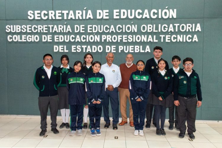 Obtienen estudiantes de Conalep Puebla II certificado Plata en “Escuela Emprendedora 2025”