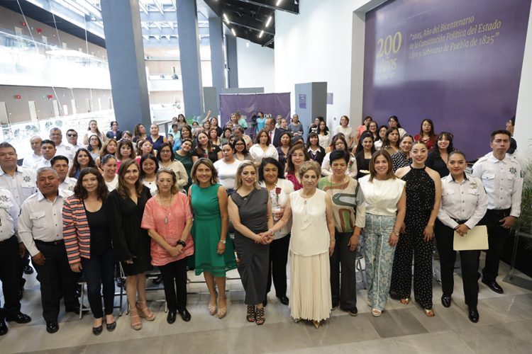 El Congreso del Estado reconoce la labor y el compromiso de las madres trabajadoras del Poder Legislativo