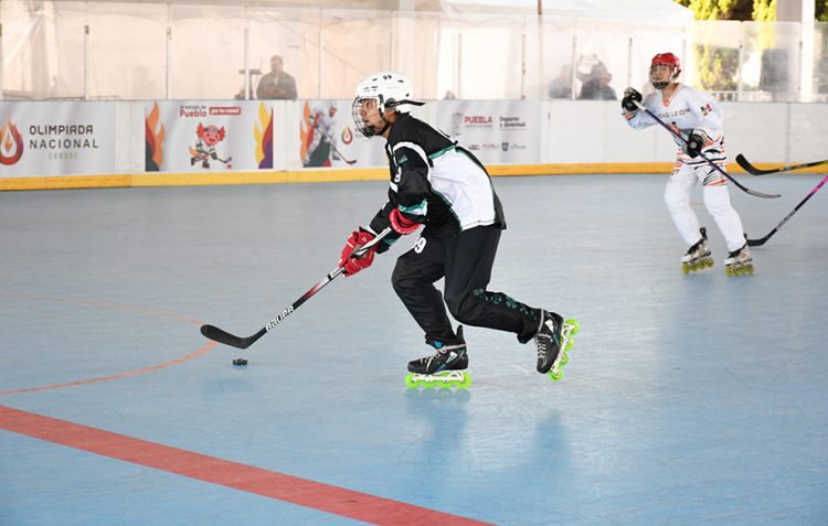 Competencia nacional de hockey reúne talento juvenil en Puebla