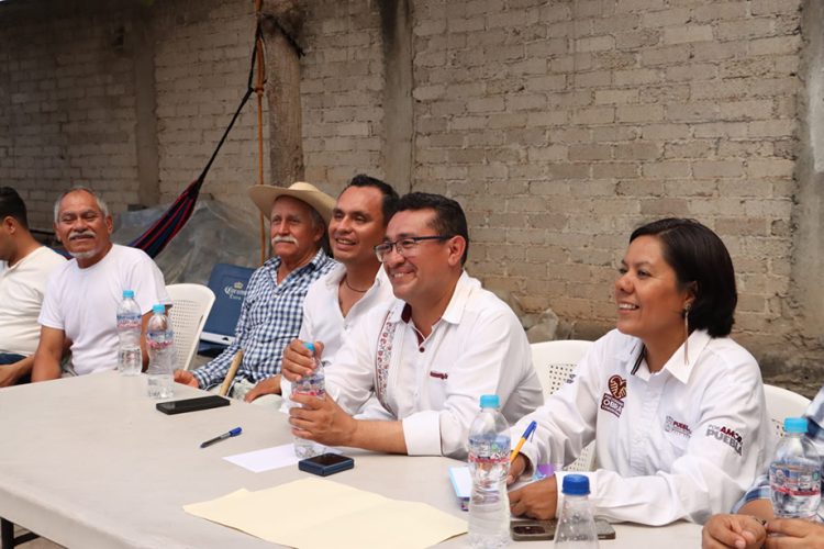 En Ixcamilpa de Guerrero, Pável Gaspar reafirma trabajo legislativo a favor de la Mixteca poblana