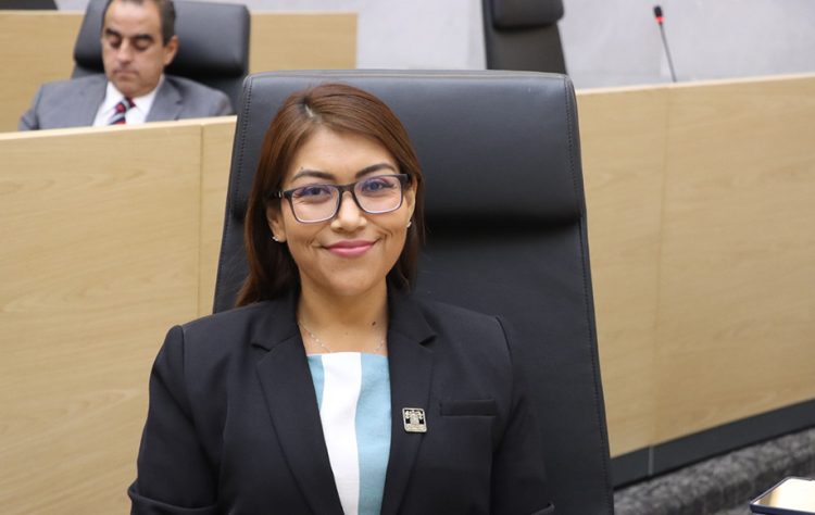 Impulsa Leonela Jazmín y Elías Lozada iniciativa para agravar las penas contra médicos que operen sin certificación vigente