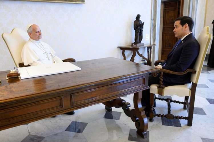 Rubio se reúne con el Papa para limar asperezas