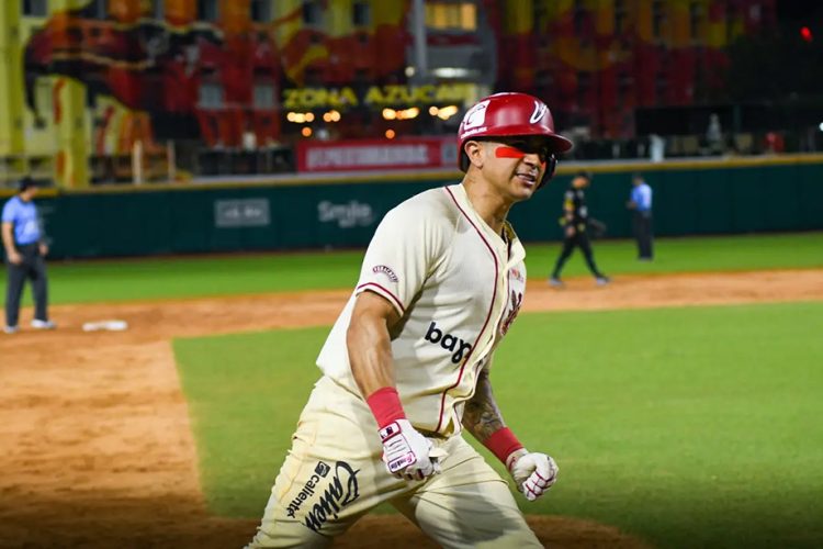 El Águila gana en la novena entrada juegazo a Pericos
