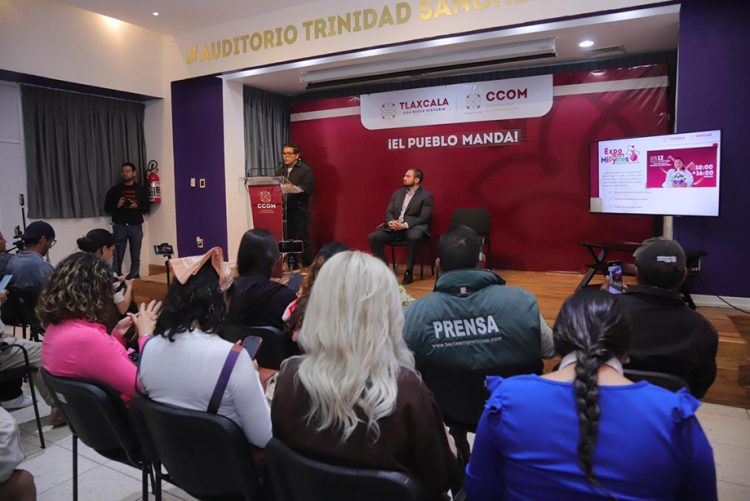 FOMTLAX acerca financiamiento a emprendedores con Expoferias MIPYMES en todo el Estado