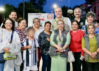 Lleva Pepe Chedraui alumbrado LED a la colonia 10 de Mayo con Puebla Brilla