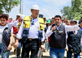 Por tierra y por aire, gobernador Armenta Mier recorre zona afectada en Ciudad Serdán