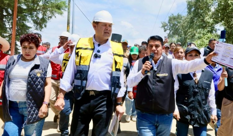 Por tierra y por aire, gobernador Armenta Mier recorre zona afectada en Ciudad Serdán