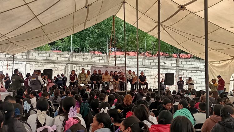Feria de Paz acerca bienestar y servicios a la población