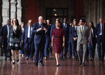 Presidenta Sheinbaum recibe a presidente de la FIFA en víspera de la inauguración del Mundial 2026
