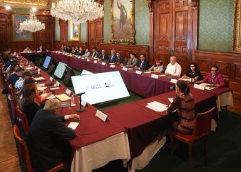 Presidenta Sheinbaum supervisa avances de IMSS-Bienestar con gobernadoras y gobernadores