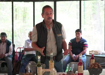 Promueve SADR compra directa de ingredientes originarios para el Chile en Nogada