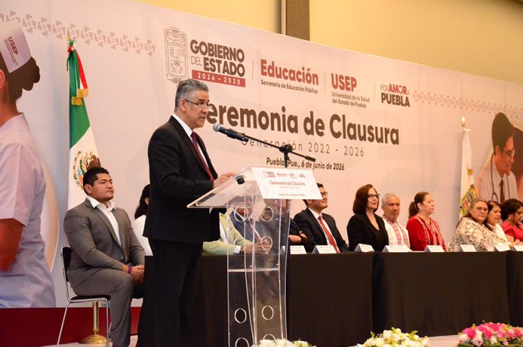 USEP consolida Humanismo Mexicano en salud, con tercera generación de profesionales