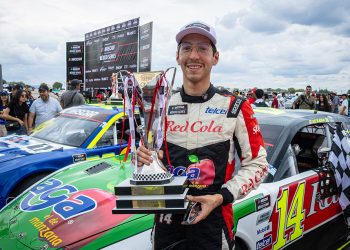 AGA Racing Team y Alex de Alba Jr., están de vuelta y se llevaron la victoria en la 5ta fecha de NASCAR México Series