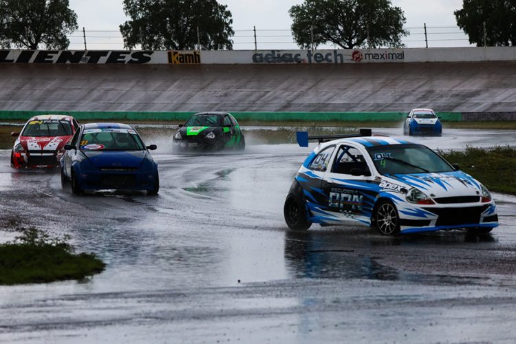 En Aguascalientes: impera el clima lluvioso en la 3ª fecha del Serial Central de Carreras