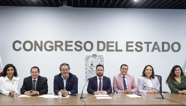 Comisión del Congreso avala reformas para establecer el derecho humano a la ciencia