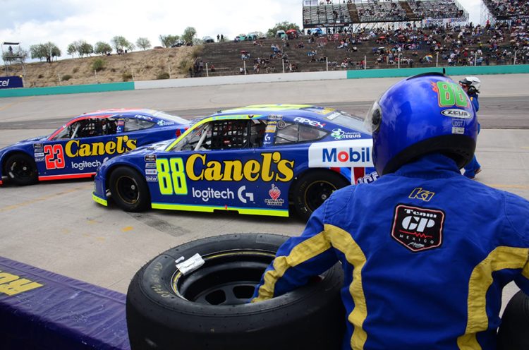 2º para Rubén García Jr. en carrera Nascar México Aguascalientes, Max fuera por accidente