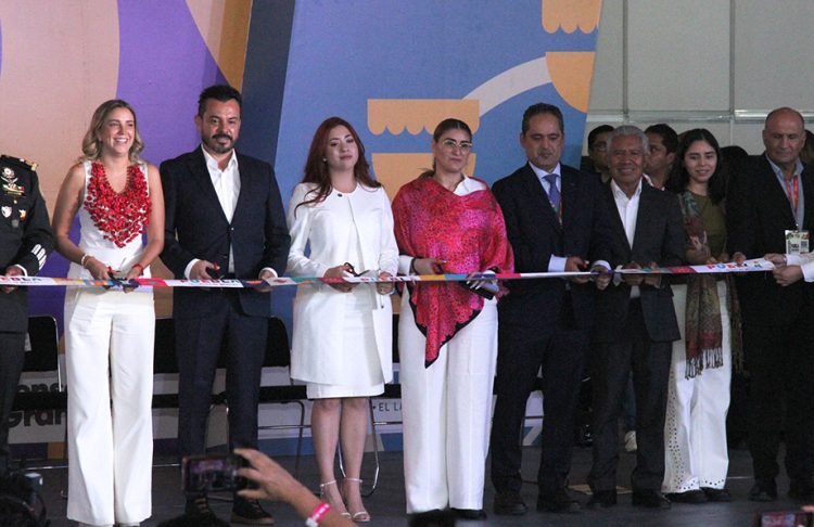 Convenciones y Parques fortalece liderazgo de Puebla en industria de reuniones