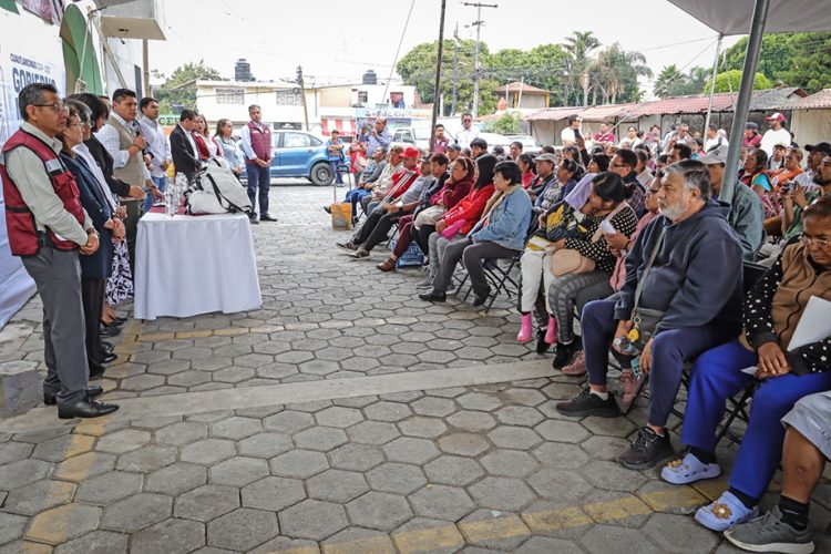 Acercan apoyos alimentarios a familias de Cuautlancingo