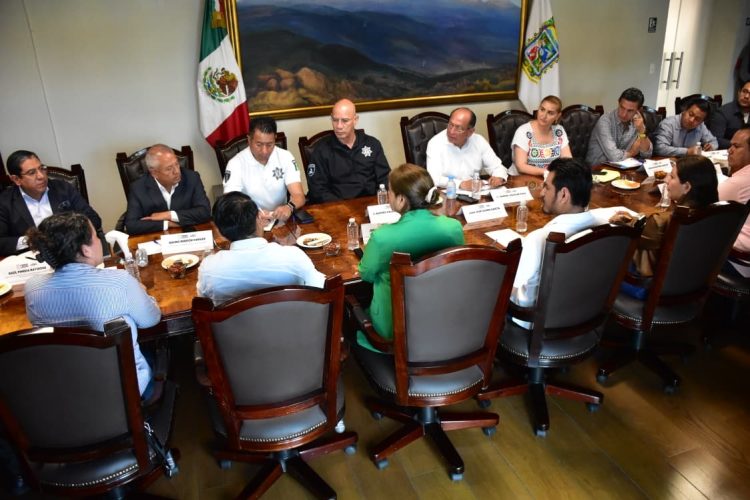 Habrá reuniones con funcionarios de Acatlán para beneficio de los acatecos: Pala