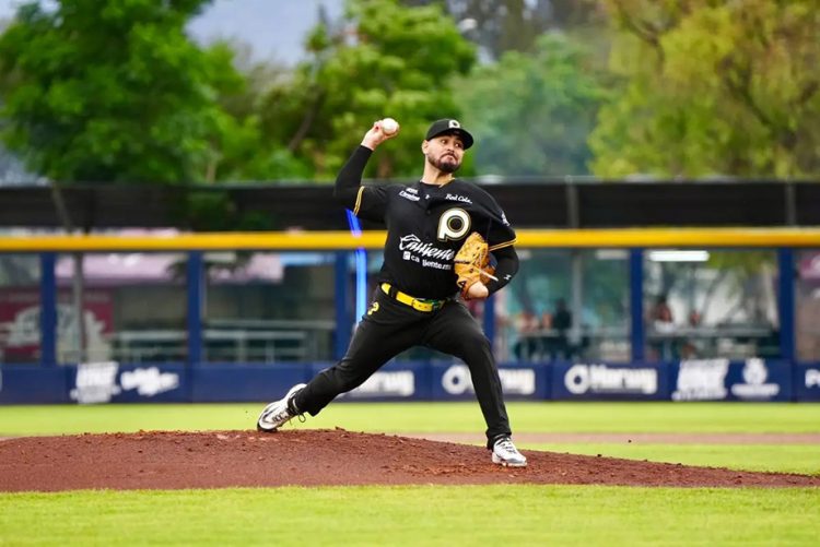 Bravos cae ante Pericos 7-3, pero se queda con la serie en La Fortaleza