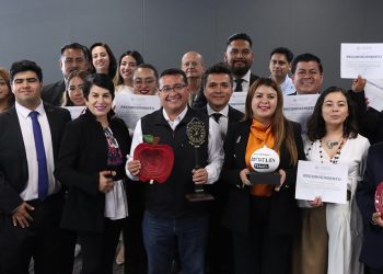 Congreso del Estado reconoce a Guías de Turistas que cumplieron con la certificación NOM-08