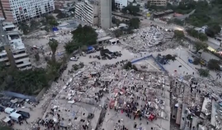 Se eleva a 1943 los fallecidos y 10571 los heridos el saldo de terremotos en Venezuela