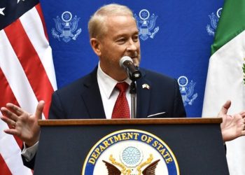 Tema del narcotráfico no debe dividir a EU y México: Ronald Johnson