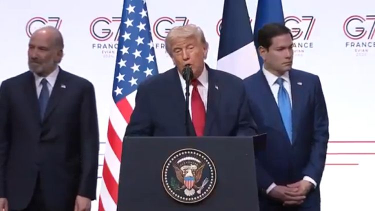 Trump vuelve a faltar el respeto a Claudia Sheinbaum llamándole «mujer muy asustada»