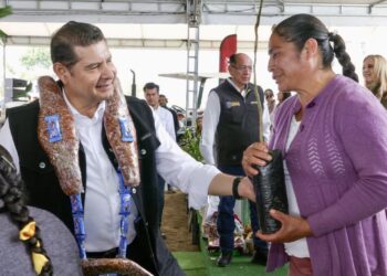 Gobierno Estatal acelera la revolución del campo con apoyos, maquinaria y Obra Comunitaria