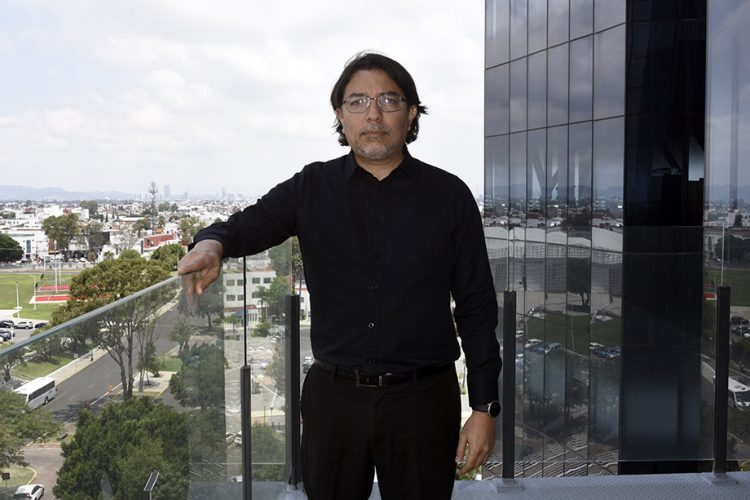 Distinguen como miembro de la Academia Mexicana de Ciencias a investigador del ICGDE