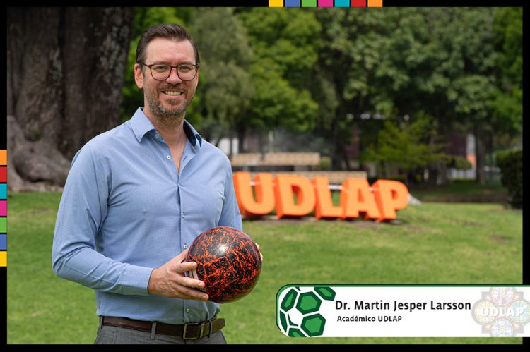 Académico UDLAP analiza las dimensiones identitarias y los rituales colectivos del fútbol