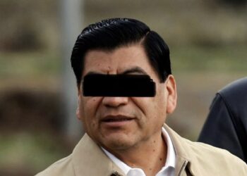 Tribunal ampara a Mario Marín por revocación de prisión domiciliaria; fallo no implica su liberación