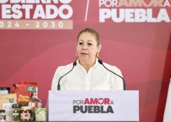 Garantiza Secretaría de Bienestar el suministro de vital líquido a familias poblanas