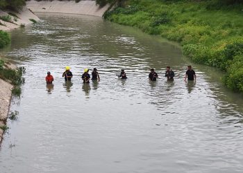 Gobierno estatal realiza búsqueda de una persona en el Canal de Valsequillo