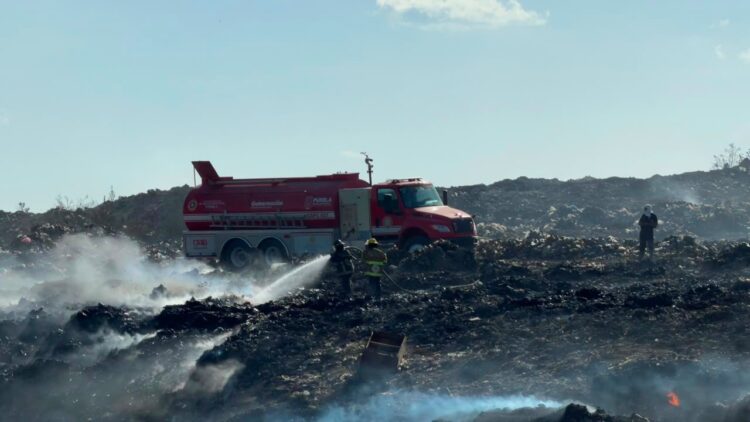 Control de incendio en Acatlán registra avance de 85 por ciento