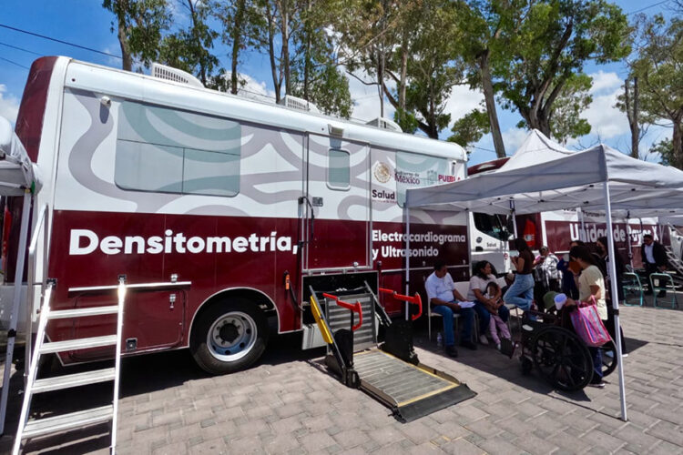 Jornada “Por Amor a Puebla” acerca más de 100 acciones de salud a Quecholac